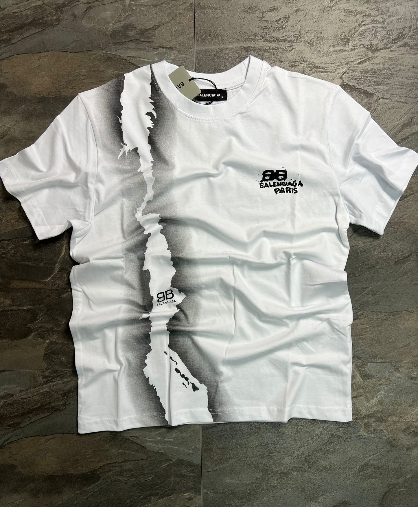 Тениска Balenciaga