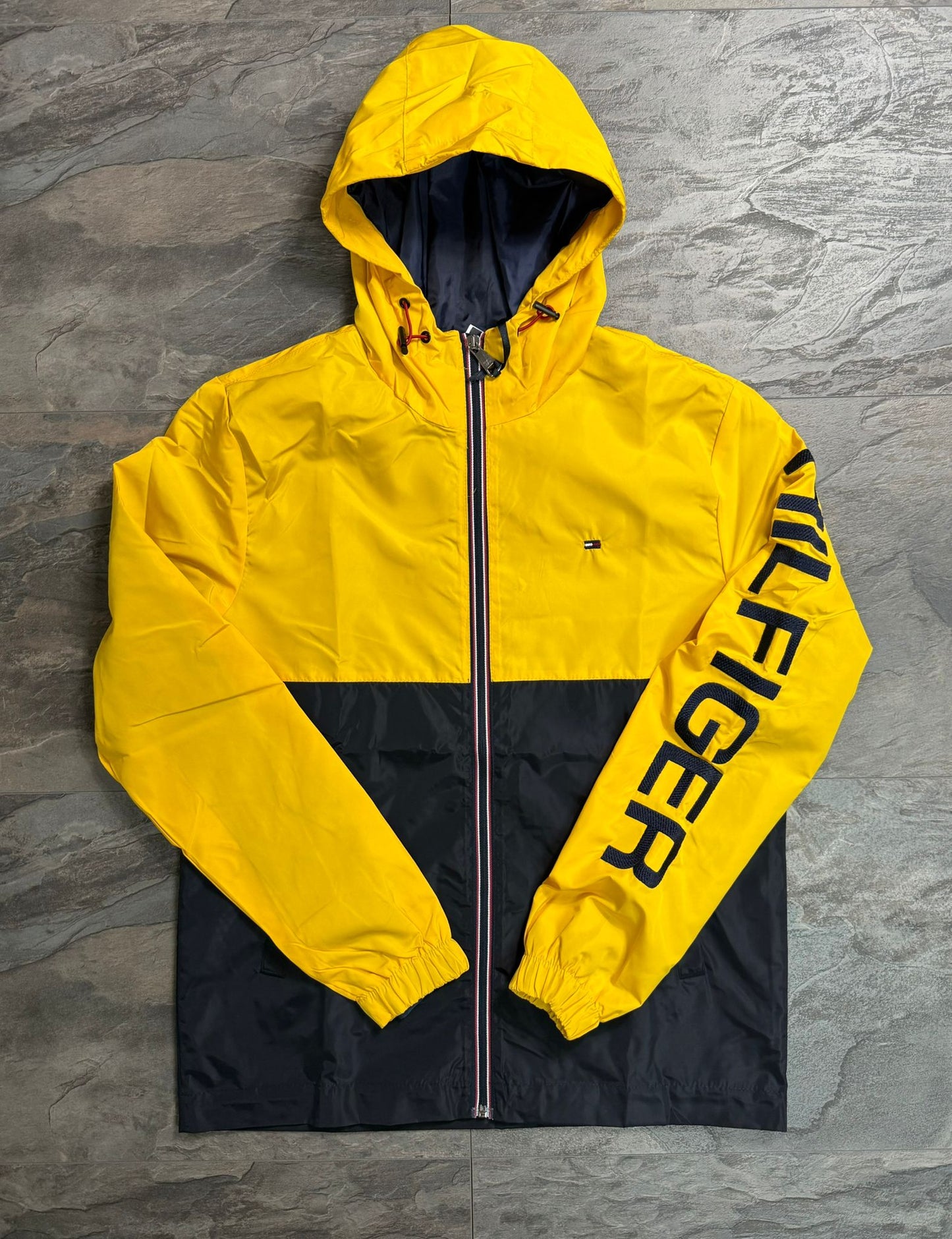 Ветровка Tommy Hillfiger