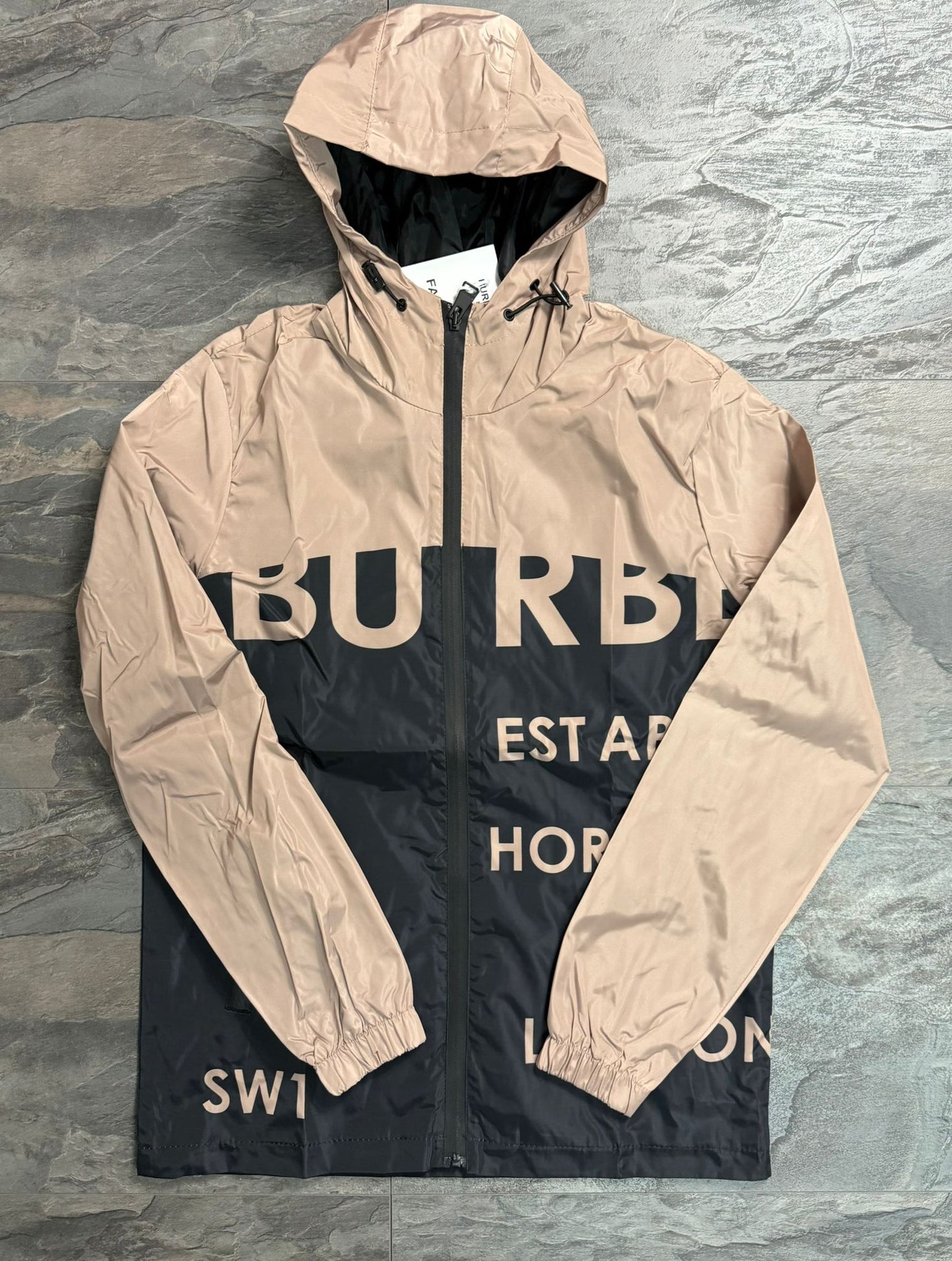 Ветровка Burberry