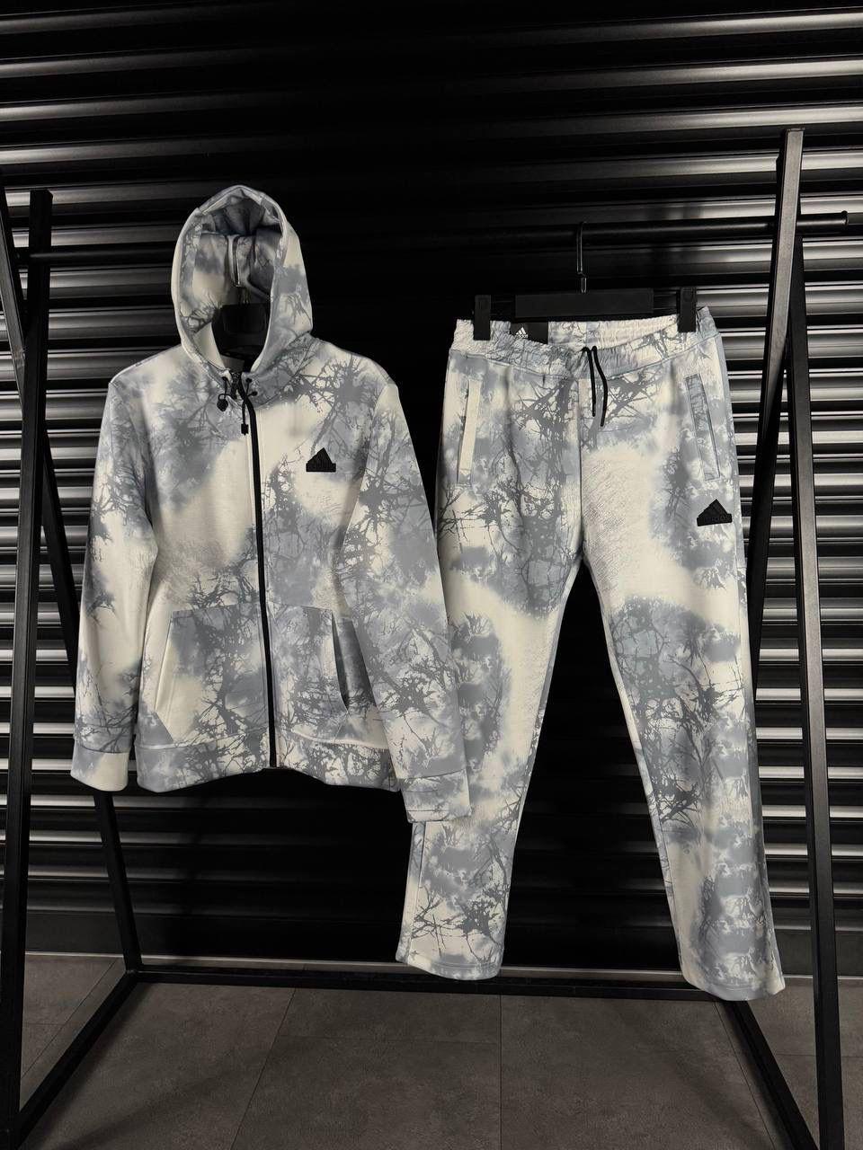 Спортен екип Adidas