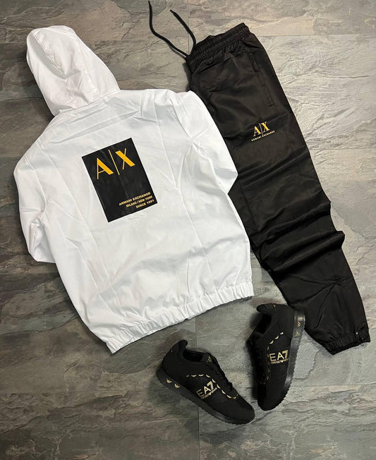 Спортен екип AX /в цената не са включени обувките/