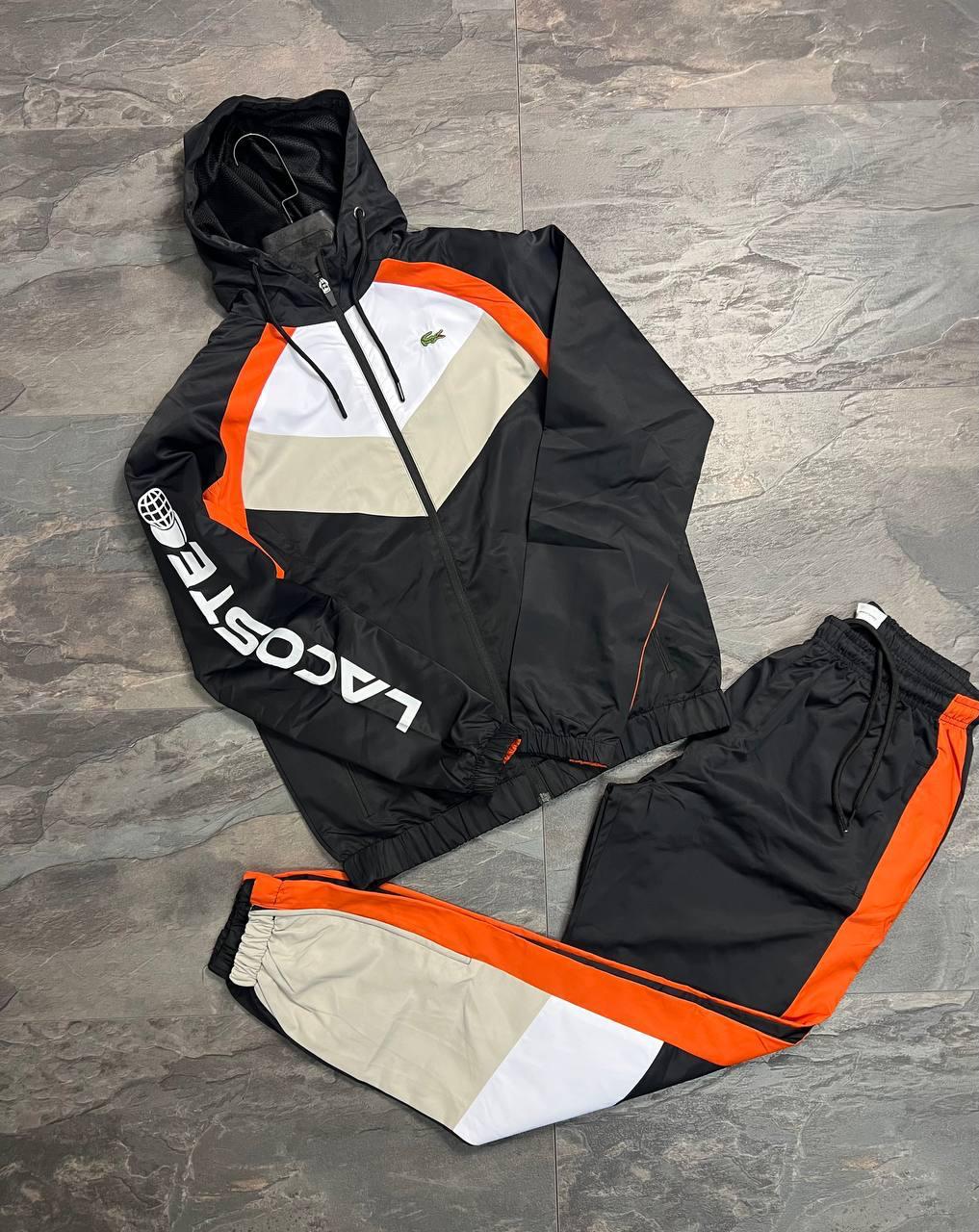 Спортен екип Lacoste