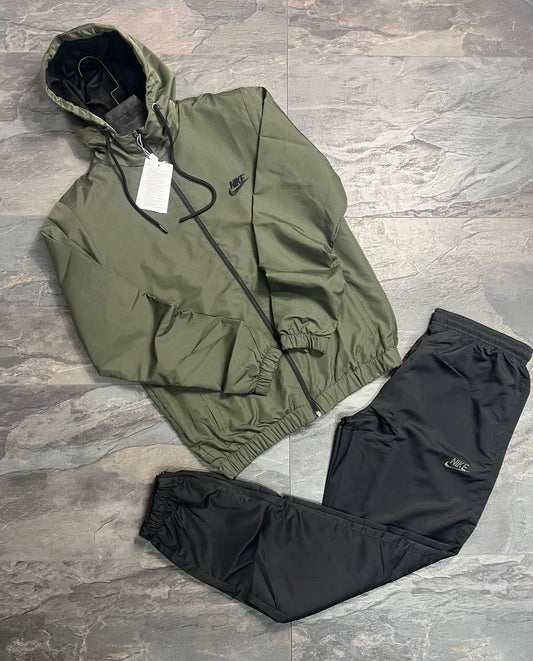 Спортен екип Nike