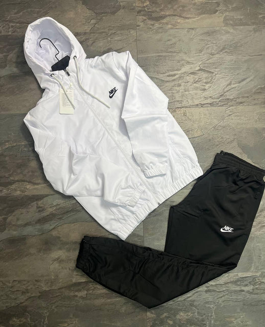 Спортен екип Nike