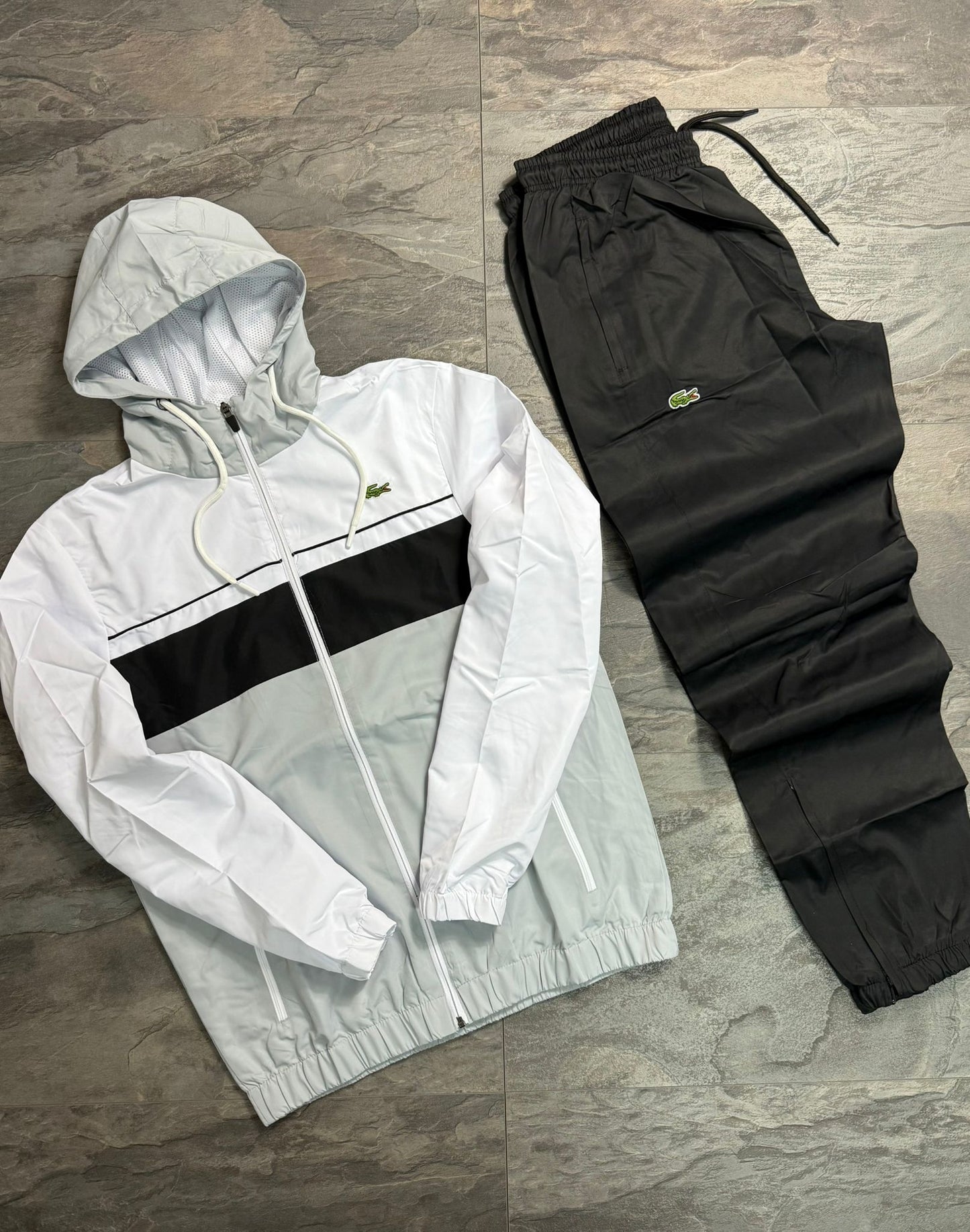 Спортен екип Lacoste