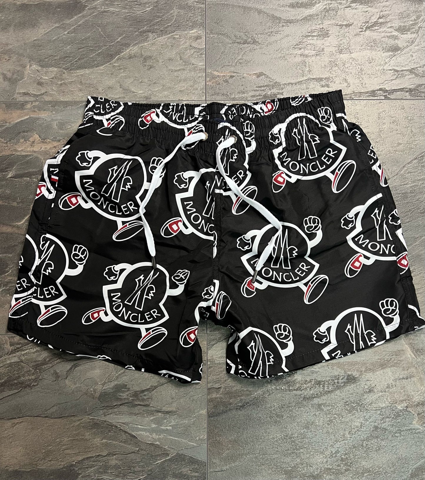Шорти Moncler