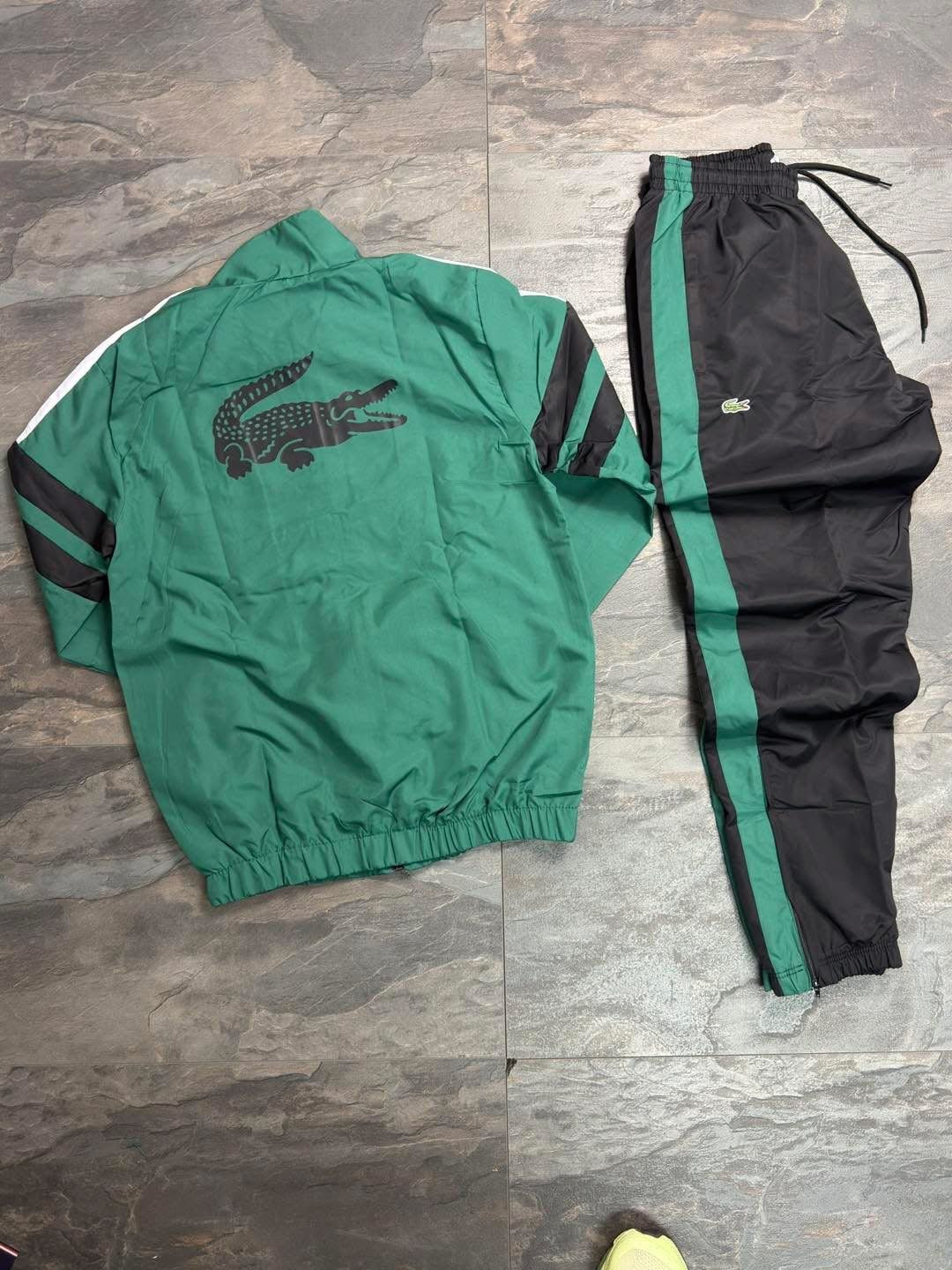 Мъжки спортен екип Lacoste 1141