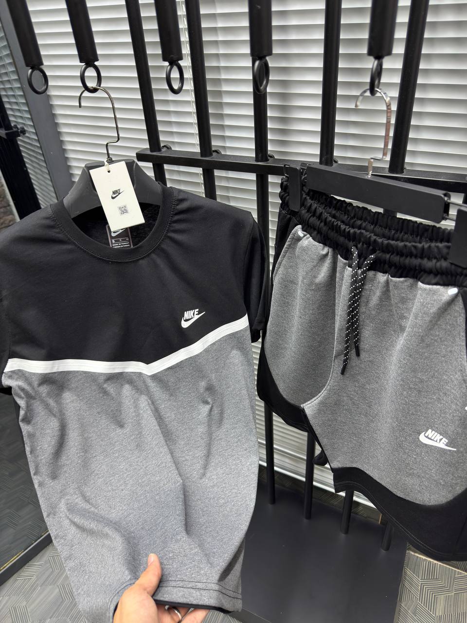 Летен екип NIKE TECH 31300