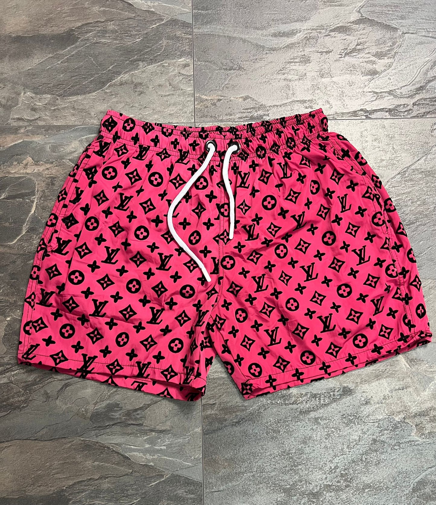 Шорти LV