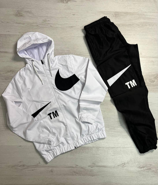Спортен екип Nike