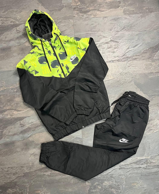 Спортен екип Nike