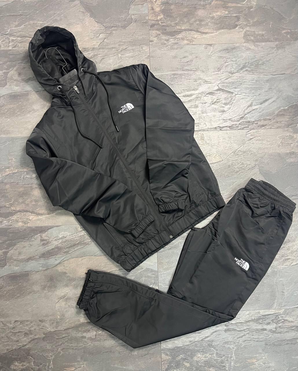 Спортен екип The north face