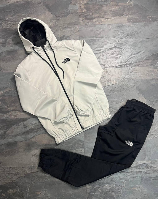 Спортен екип The north face