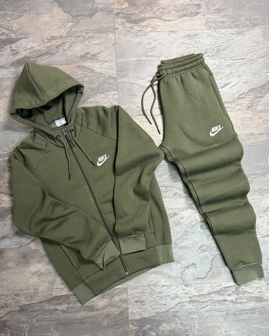 Спортен екип Nike