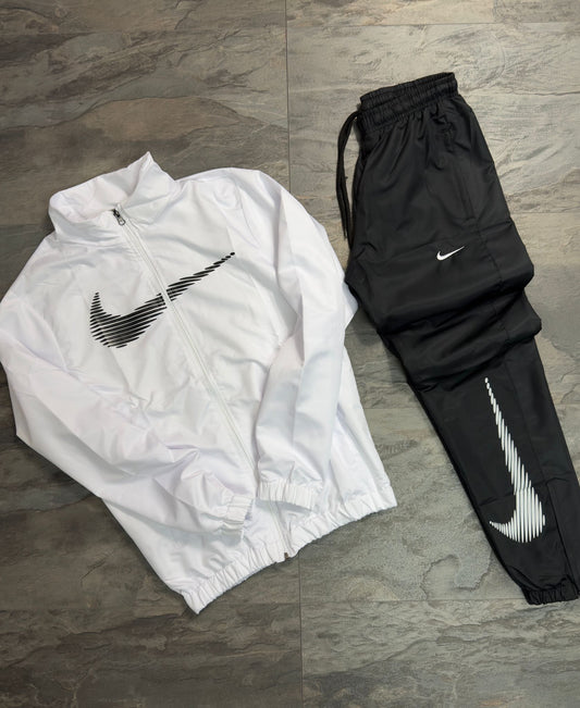 Спортен екип Nike