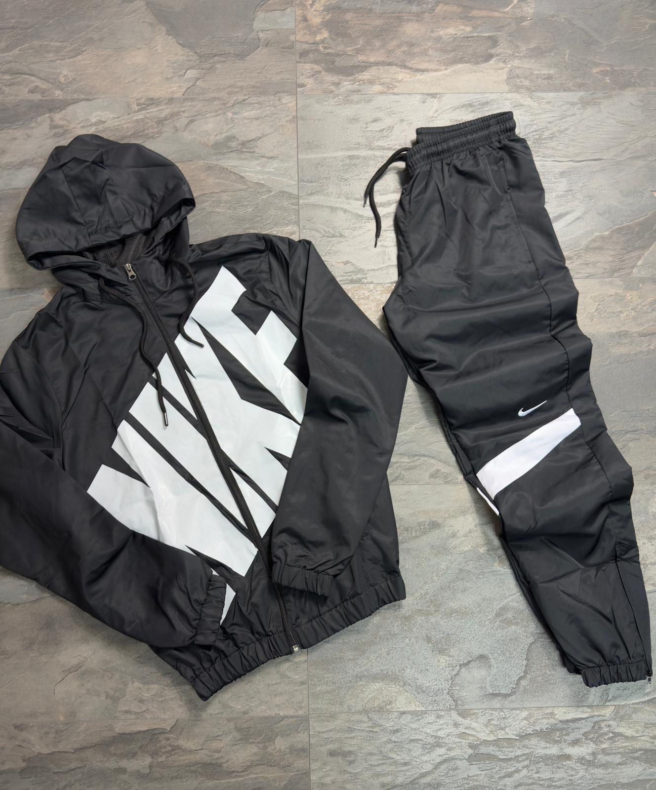 Спортен екип Nike