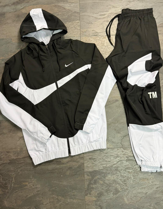 Мъжки спортен екип NIKE 1318