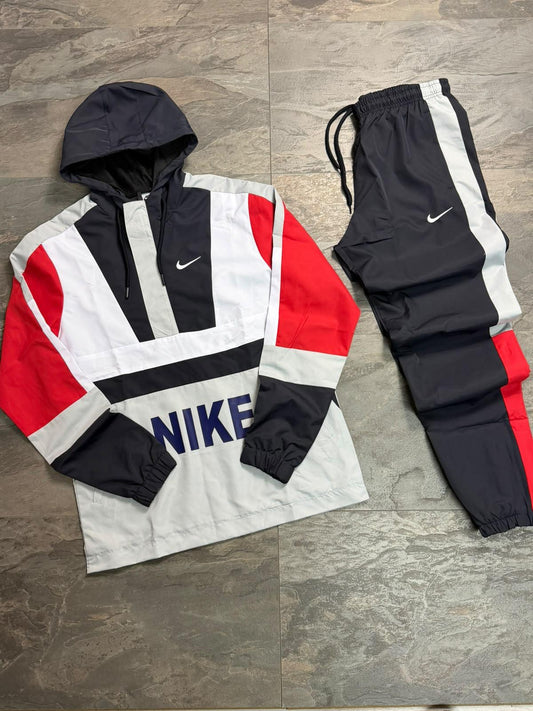 Мъжки спортен екип NIKE 1321